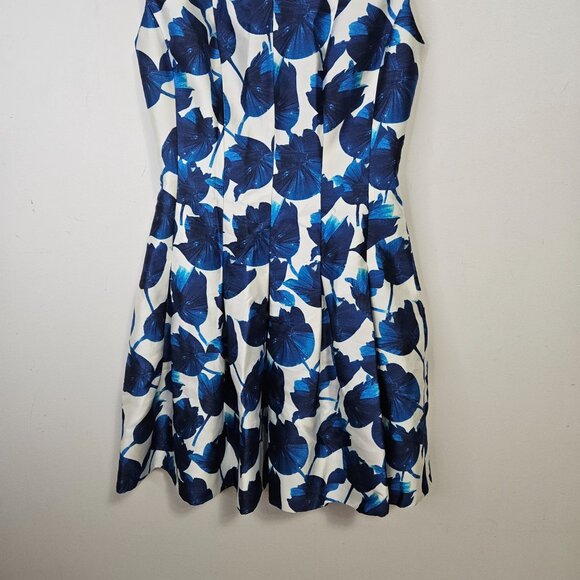 Oscar de la Renta Fit and Flare Mini Dress Sz 4 Floral Tulips Silk Blue White - Picture 5 of 13